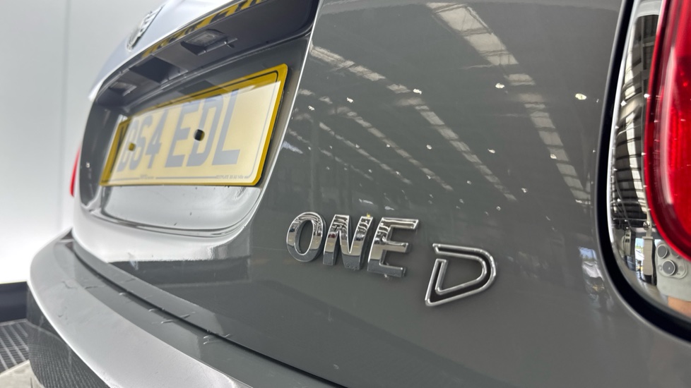 MINI Hatchback 1.5 One D 3dr Diesel Hatchback - Image 24