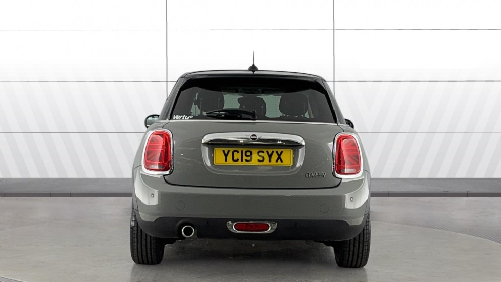 MINI Hatchback 1.5 Cooper Exclusive II 5dr Petrol Hatchback - Image 15