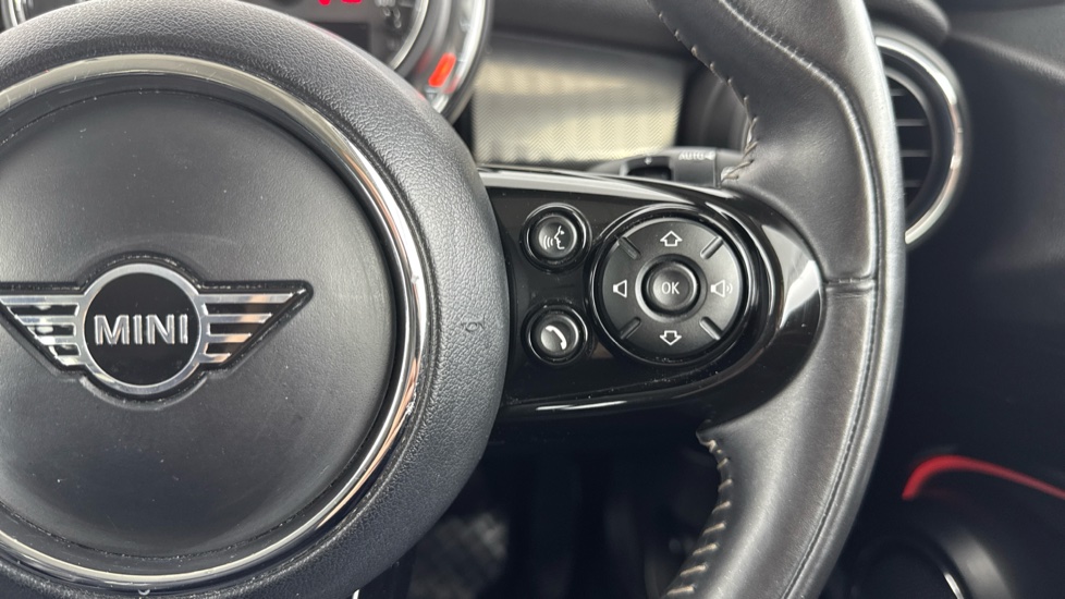MINI Hatchback 1.5 Cooper Exclusive II 5dr Petrol Hatchback - Image 18
