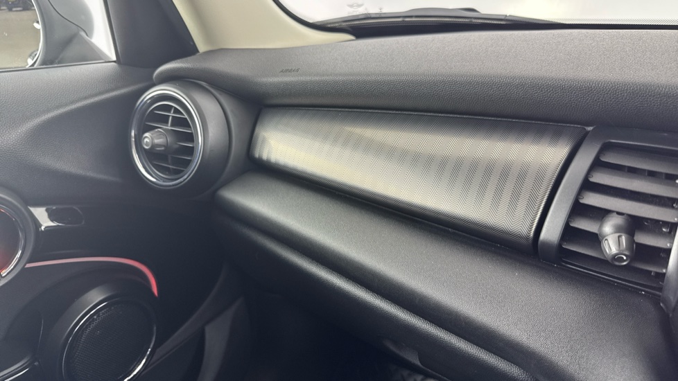 MINI Hatchback 1.5 Cooper Exclusive II 5dr Petrol Hatchback - Image 46