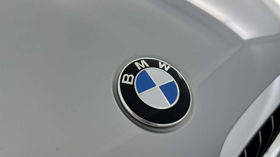 BMW 5 Series 530e SE 4dr Auto Saloon - Image 31