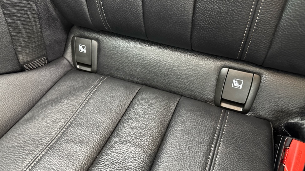 BMW 5 Series 530e SE 4dr Auto Saloon - Image 39