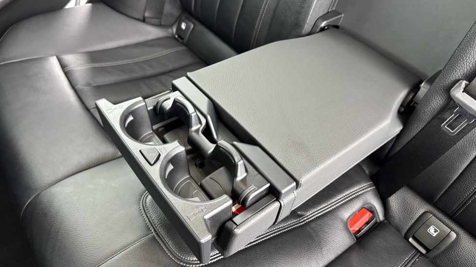 BMW 5 Series 530e SE 4dr Auto Saloon - Image 40