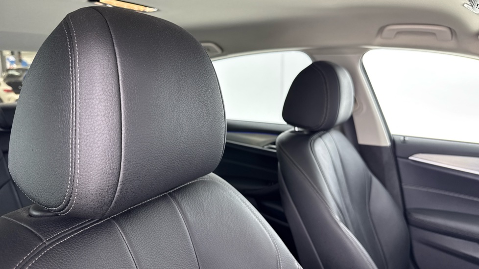 BMW 5 Series 530e SE 4dr Auto Saloon - Image 47