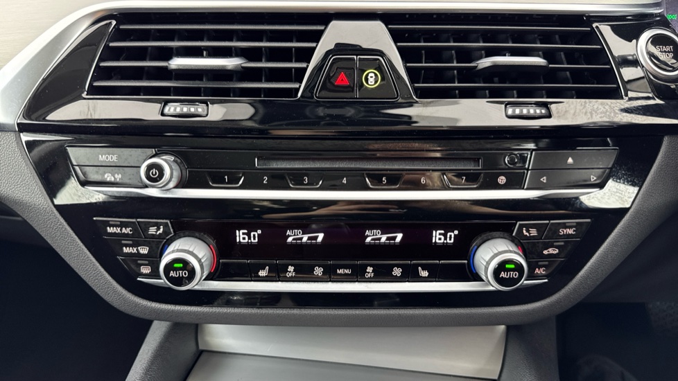 BMW 5 Series 530e SE 4dr Auto Saloon - Image 53