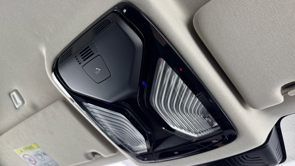 BMW 5 Series 530e SE 4dr Auto Saloon - Image 57