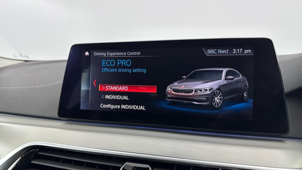 BMW 5 Series 530e SE 4dr Auto Saloon - Image 59