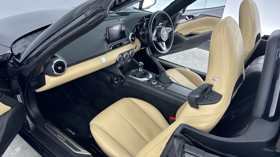 Mazda MX-5 2.0 Z-Sport 2dr Petrol Convertible - Image 7