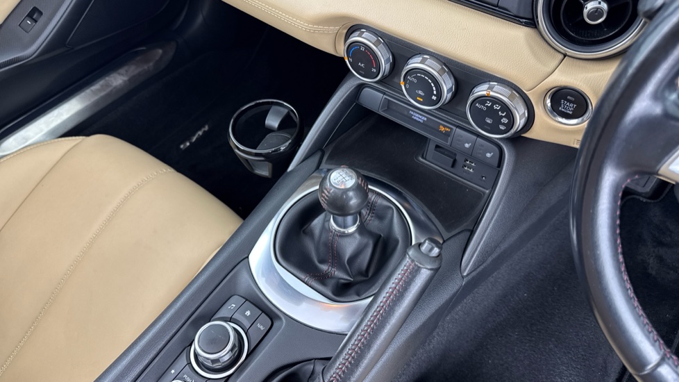 Mazda MX-5 2.0 Z-Sport 2dr Petrol Convertible - Image 10
