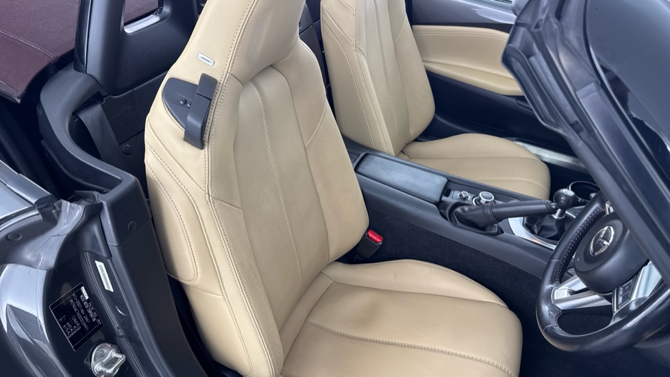 Mazda MX-5 2.0 Z-Sport 2dr Petrol Convertible - Image 12