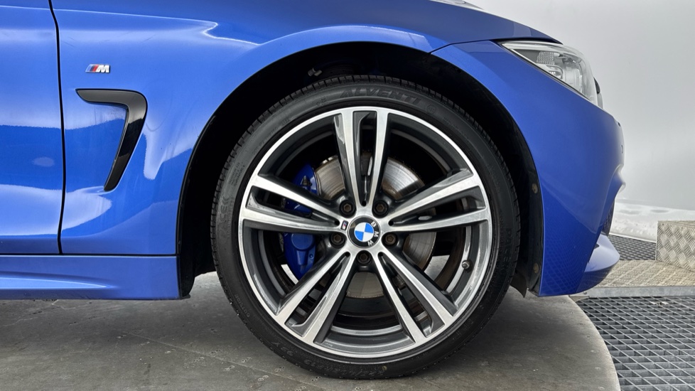BMW 4 Series 420d [190] xDrive M Sport 2dr Auto [Prof Media] Diesel Coupe - Image 14