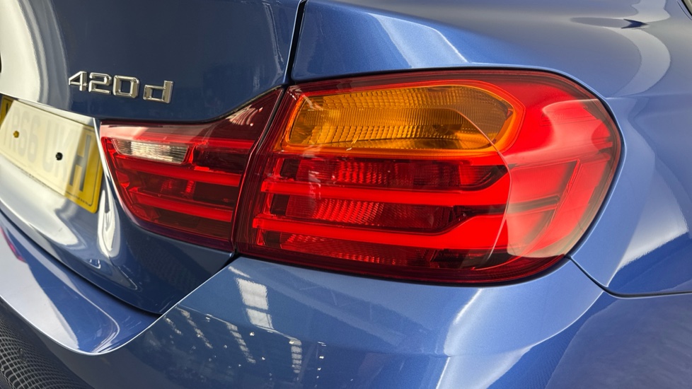 BMW 4 Series 420d [190] xDrive M Sport 2dr Auto [Prof Media] Diesel Coupe - Image 22