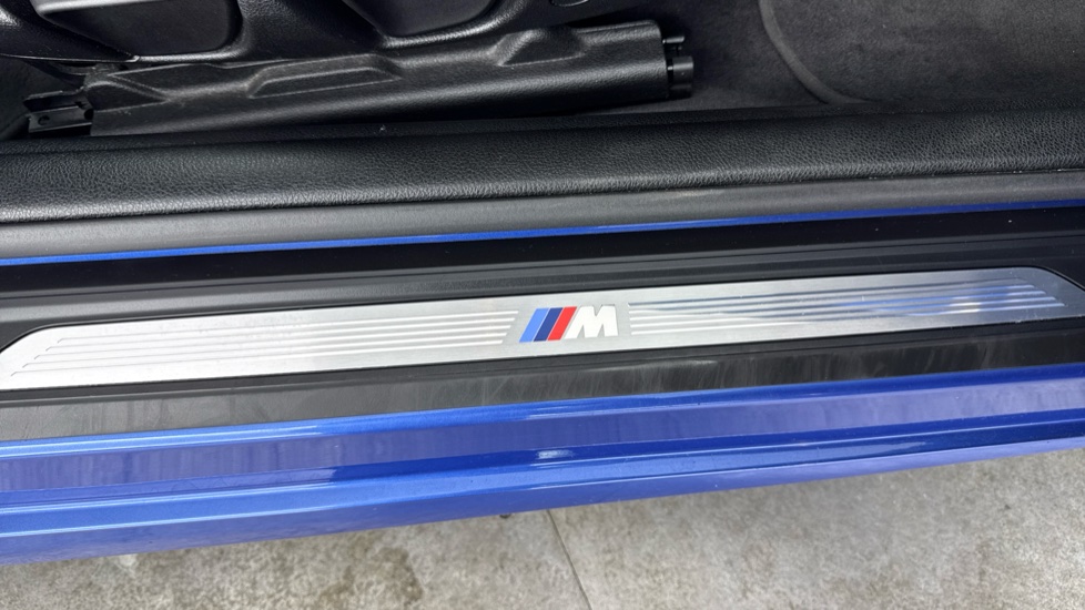 BMW 4 Series 420d [190] xDrive M Sport 2dr Auto [Prof Media] Diesel Coupe - Image 41