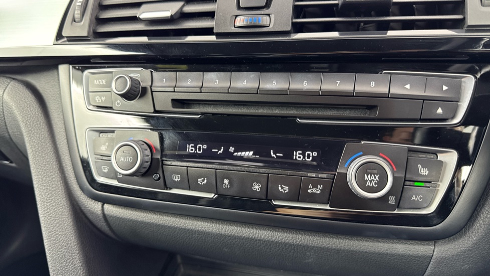 BMW 4 Series 420d [190] xDrive M Sport 2dr Auto [Prof Media] Diesel Coupe - Image 57
