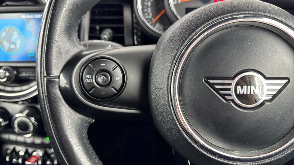 MINI Convertible 2.0 Cooper S Classic II 2dr Petrol Convertible - Image 17