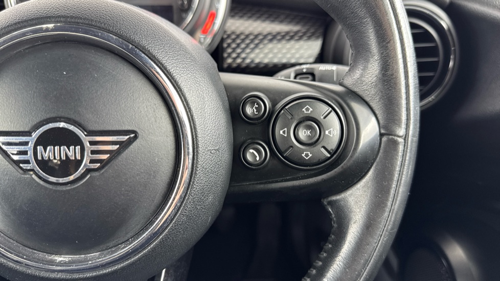 MINI Convertible 2.0 Cooper S Classic II 2dr Petrol Convertible - Image 18