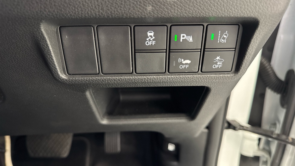 Honda CR-V 2.0 i-MMD Hybrid SE 2WD 5dr eCVT Hybrid Estate - Image 22