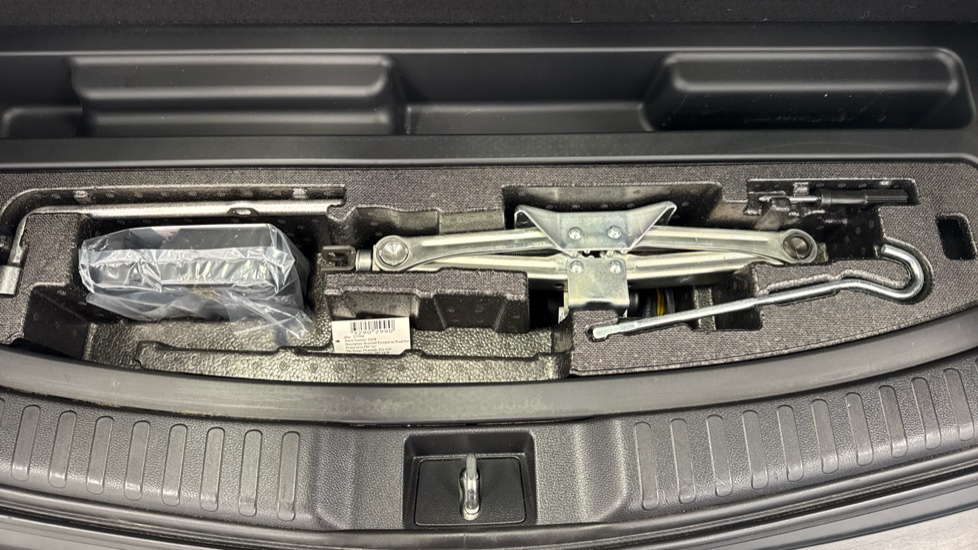 Honda CR-V 2.0 i-MMD Hybrid SE 2WD 5dr eCVT Hybrid Estate - Image 39