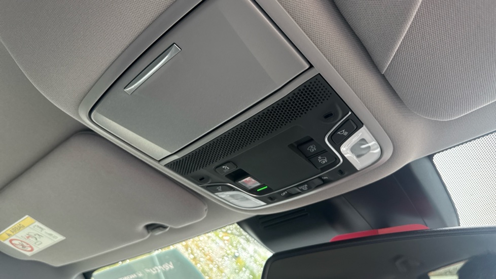Honda CR-V 2.0 i-MMD Hybrid SR 5dr eCVT Hybrid Estate - Image 35