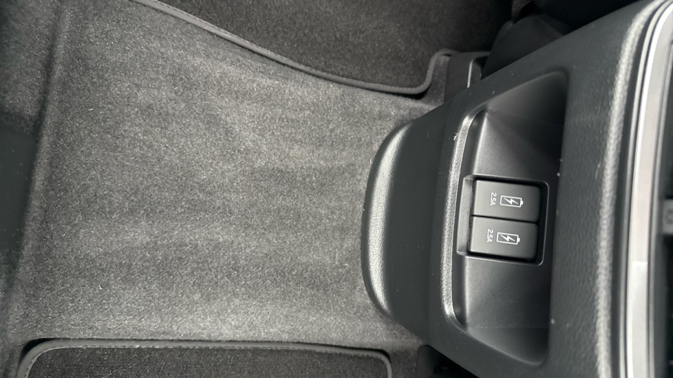 Honda CR-V 2.0 i-MMD Hybrid SR 5dr eCVT Hybrid Estate - Image 36