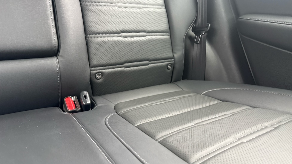 Honda CR-V 2.0 i-MMD Hybrid SR 5dr eCVT Hybrid Estate - Image 37