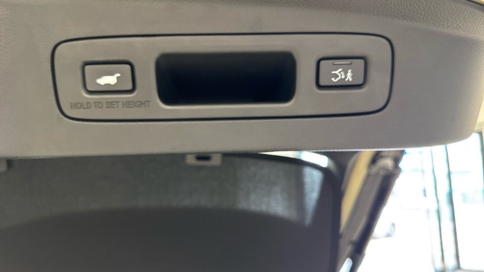 Honda HR-V 1.5 eHEV Advance 5dr CVT Hybrid Hatchback - Image 33