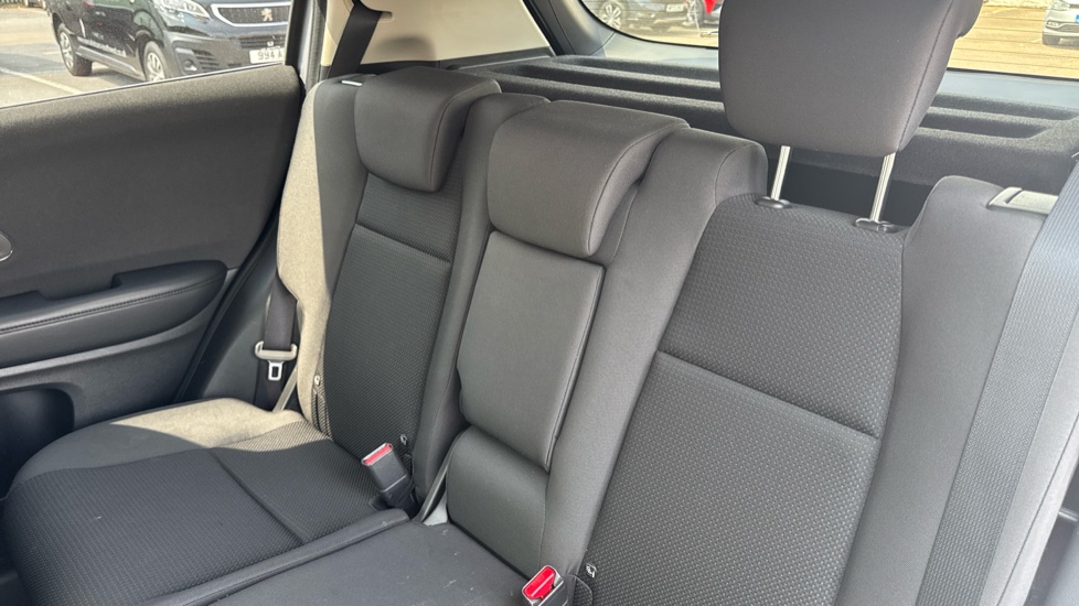 Honda HR-V 1.5 i-VTEC SE 5dr Petrol Hatchback - Image 8