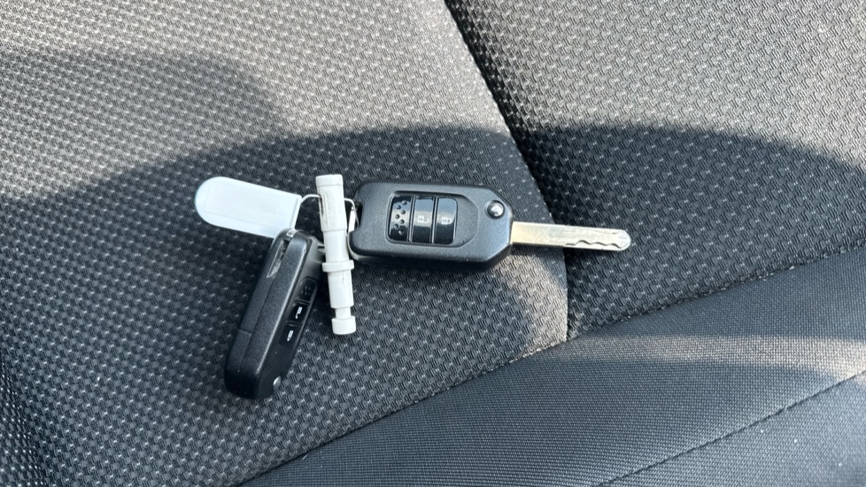 Honda HR-V 1.5 i-VTEC SE 5dr Petrol Hatchback - Image 14