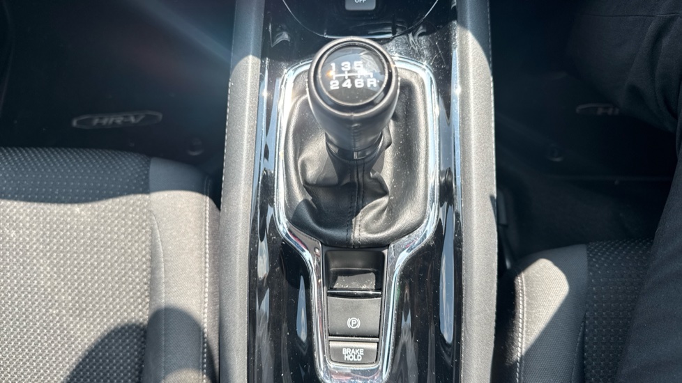 Honda HR-V 1.5 i-VTEC SE 5dr Petrol Hatchback - Image 15