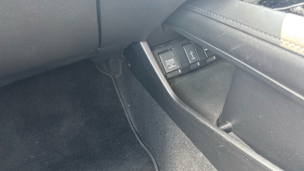 Honda HR-V 1.5 i-VTEC SE 5dr Petrol Hatchback - Image 39