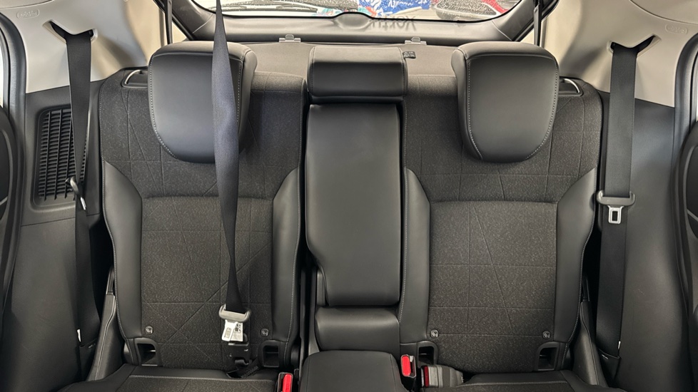 Honda HR-V 1.5 eHEV Advance 5dr CVT Hybrid Hatchback - Image 8