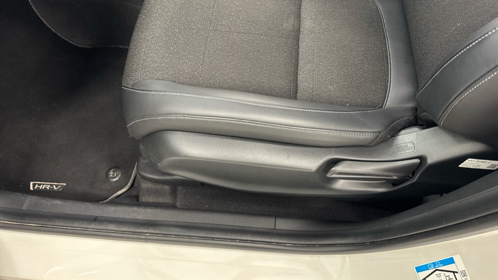 Honda HR-V 1.5 eHEV Advance 5dr CVT Hybrid Hatchback - Image 29