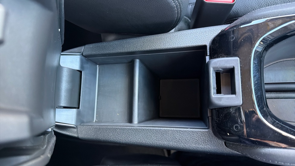 Honda HR-V 1.5 i-VTEC EX CVT 5dr Petrol Hatchback - Image 22