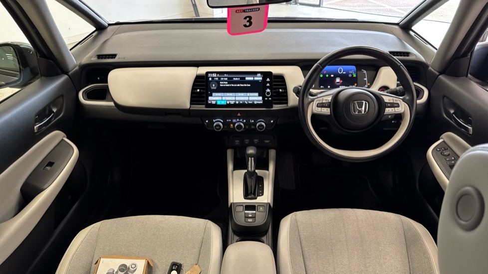 Honda Jazz 1.5 i-MMD Hybrid EX 5dr eCVT Hybrid Hatchback - Image 4