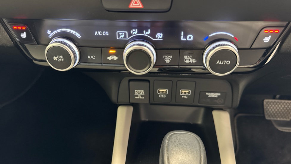 Honda Jazz 1.5 i-MMD Hybrid EX 5dr eCVT Hybrid Hatchback - Image 15
