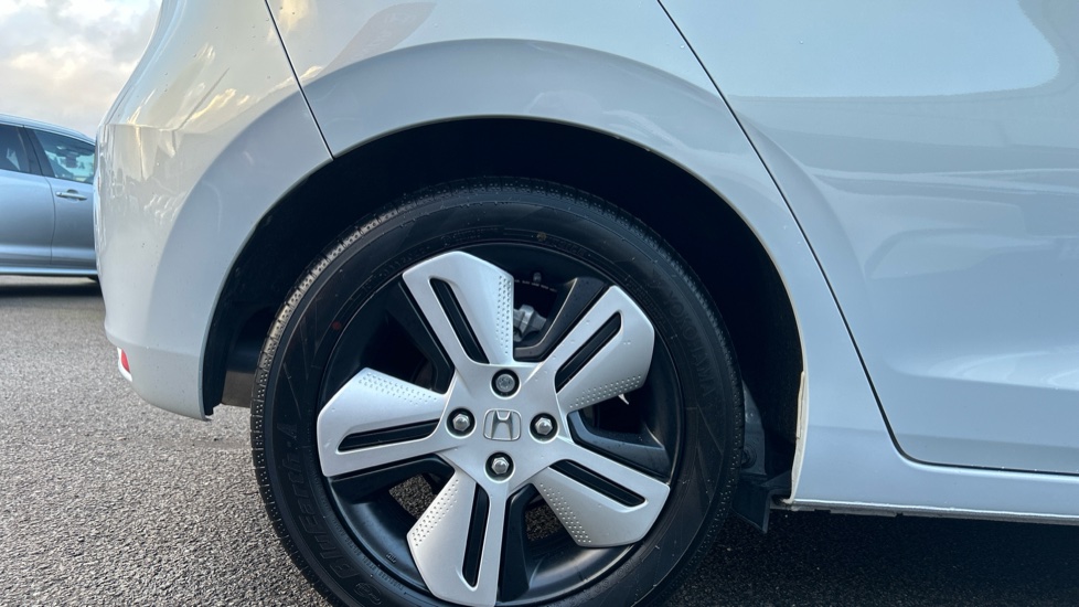 Honda Jazz 1.5 i-MMD Hybrid EX 5dr eCVT Hybrid Hatchback - Image 9