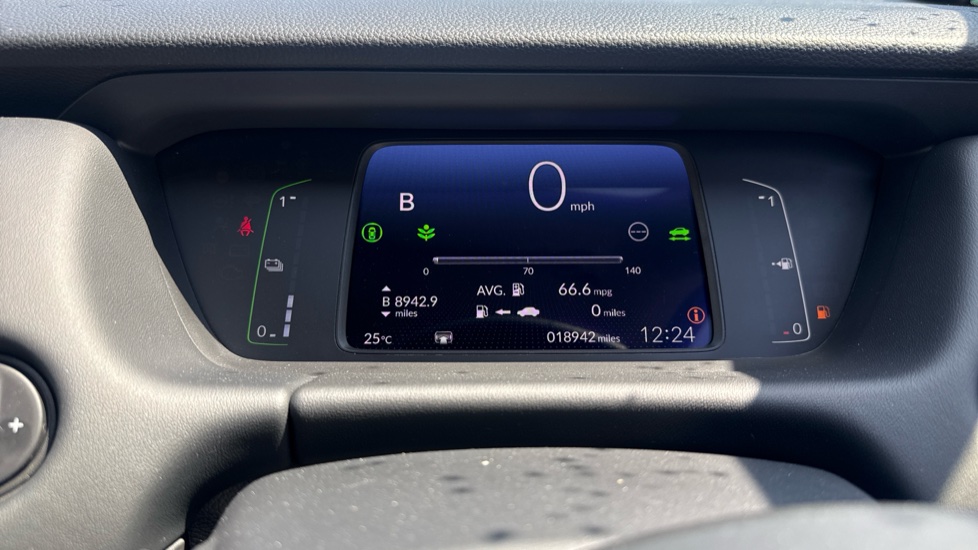 Honda Jazz 1.5 i-MMD Hybrid SR 5dr eCVT Hybrid Hatchback - Image 11