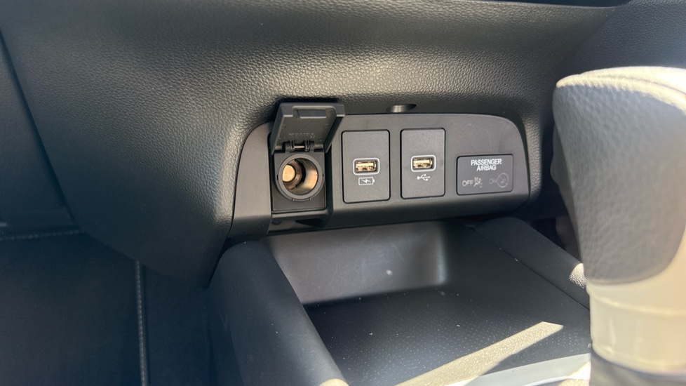 Honda Jazz 1.5 i-MMD Hybrid SR 5dr eCVT Hybrid Hatchback - Image 19