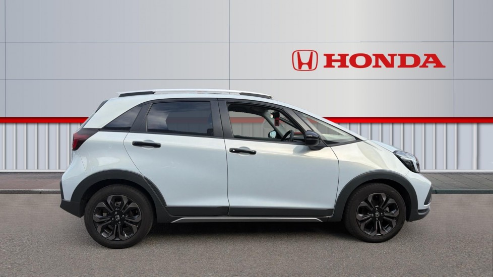 Honda Jazz 1.5 i-MMD Hybrid Crosstar Advance 5dr eCVT Hybrid Hatchback - Image 5