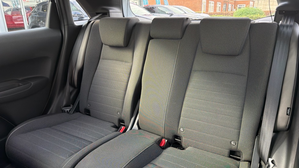 Honda Jazz 1.5 i-MMD Hybrid Crosstar Advance 5dr eCVT Hybrid Hatchback - Image 8