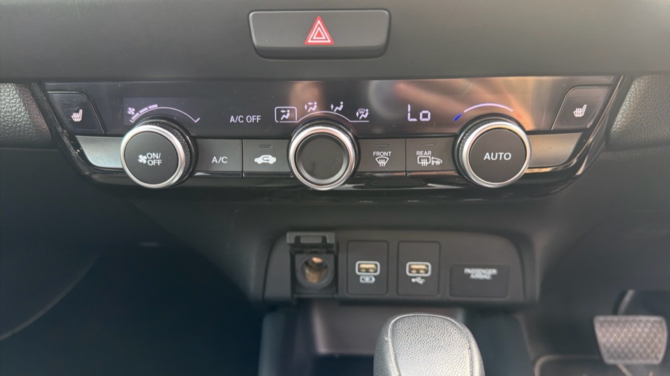 Honda Jazz 1.5 i-MMD Hybrid Crosstar Advance 5dr eCVT Hybrid Hatchback - Image 26