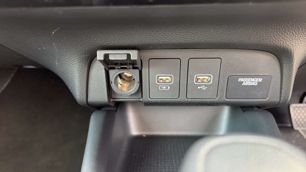 Honda Jazz 1.5 i-MMD Hybrid Crosstar Advance 5dr eCVT Hybrid Hatchback - Image 28