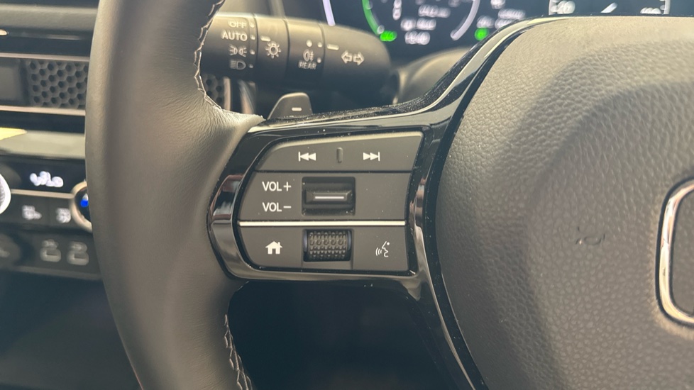 Honda Civic 2.0 eHEV Elegance 5dr CVT Hybrid Hatchback - Image 14
