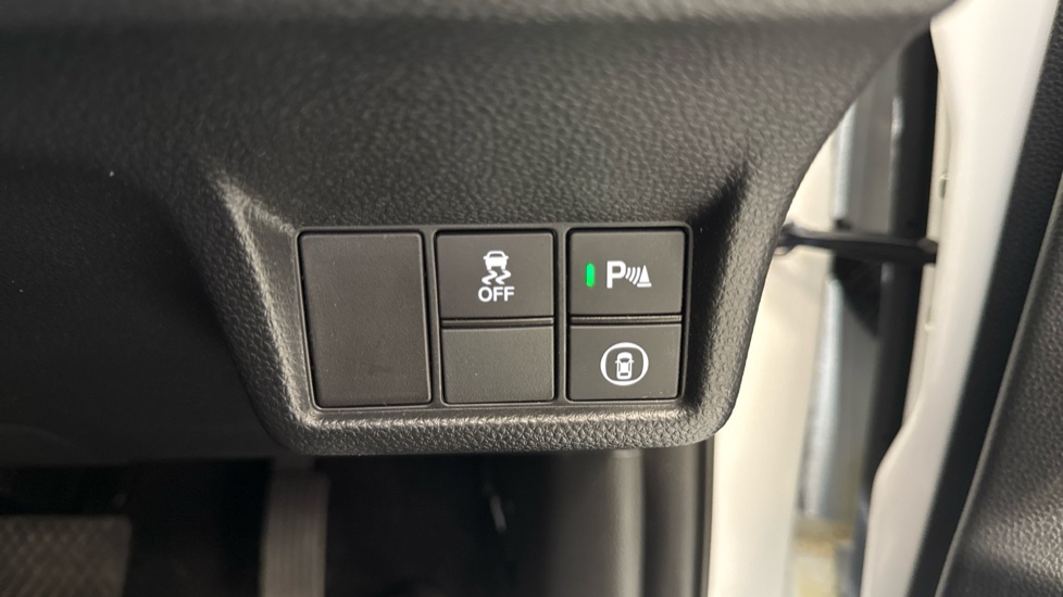 Honda Civic 2.0 eHEV Elegance 5dr CVT Hybrid Hatchback - Image 18