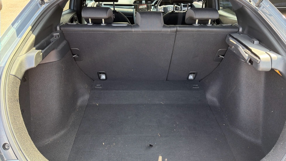 Honda Civic 1.5 VTEC Turbo Sport 5dr Petrol Hatchback - Image 14