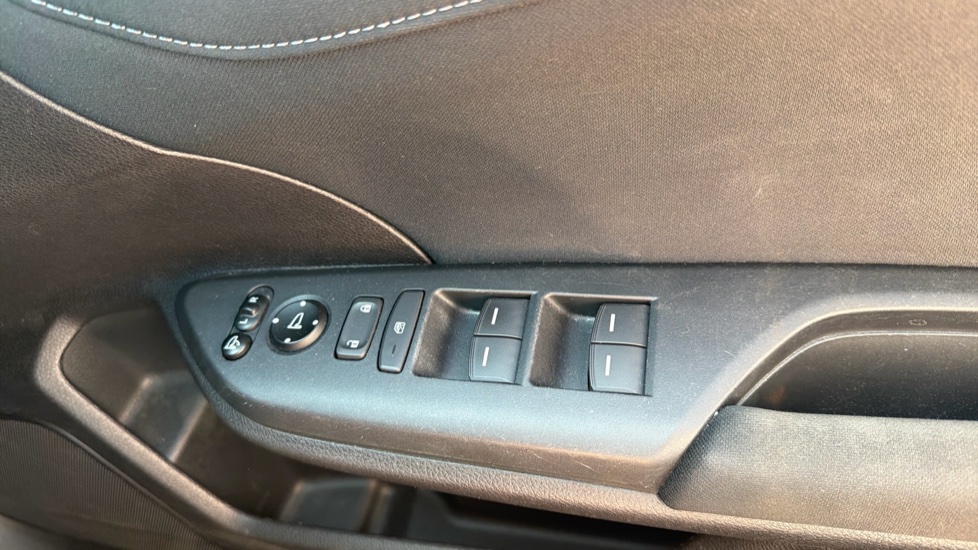 Honda Civic 1.5 VTEC Turbo Sport 5dr Petrol Hatchback - Image 18