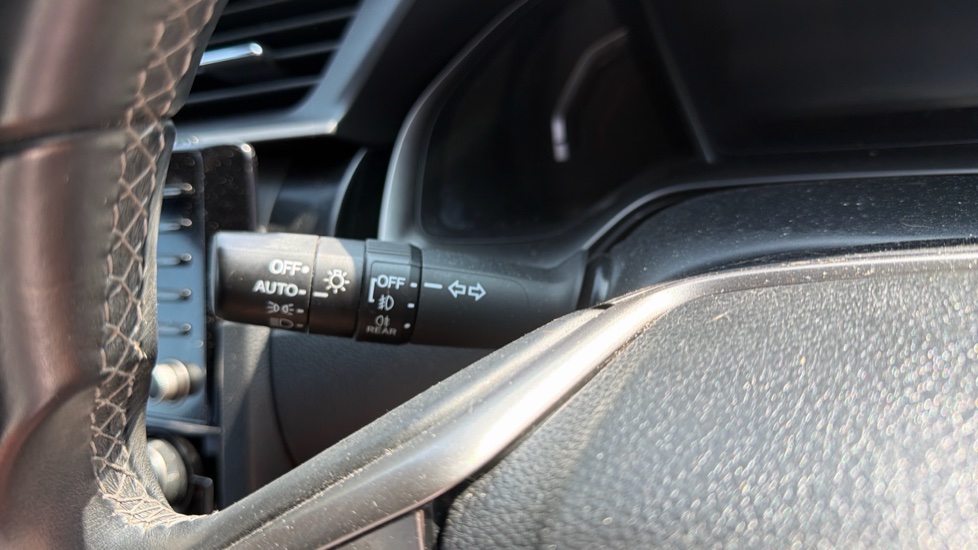 Honda Civic 1.5 VTEC Turbo Sport 5dr Petrol Hatchback - Image 22