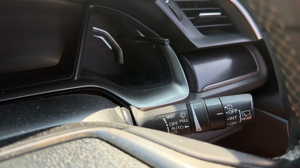 Honda Civic 1.5 VTEC Turbo Sport 5dr Petrol Hatchback - Image 23