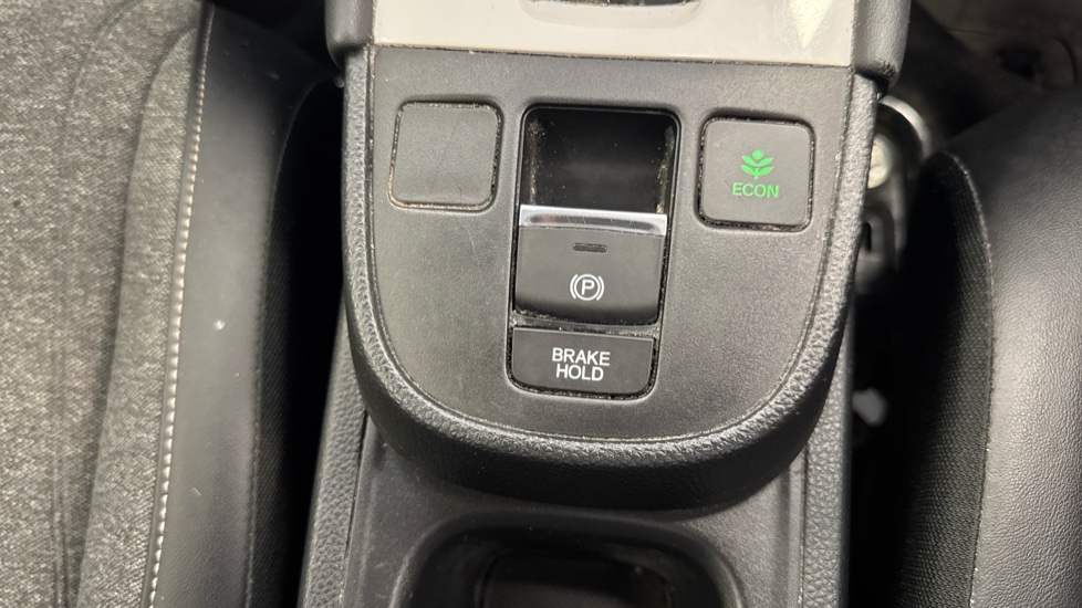 Honda Jazz 1.5 i-MMD Hybrid SR 5dr eCVT Hybrid Hatchback - Image 20