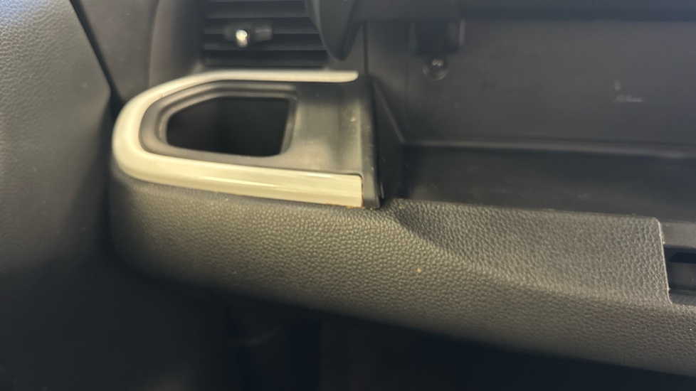 Honda Jazz 1.5 i-MMD Hybrid SR 5dr eCVT Hybrid Hatchback - Image 26